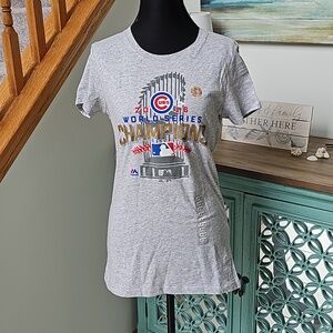 Womens Cubs Tshirt